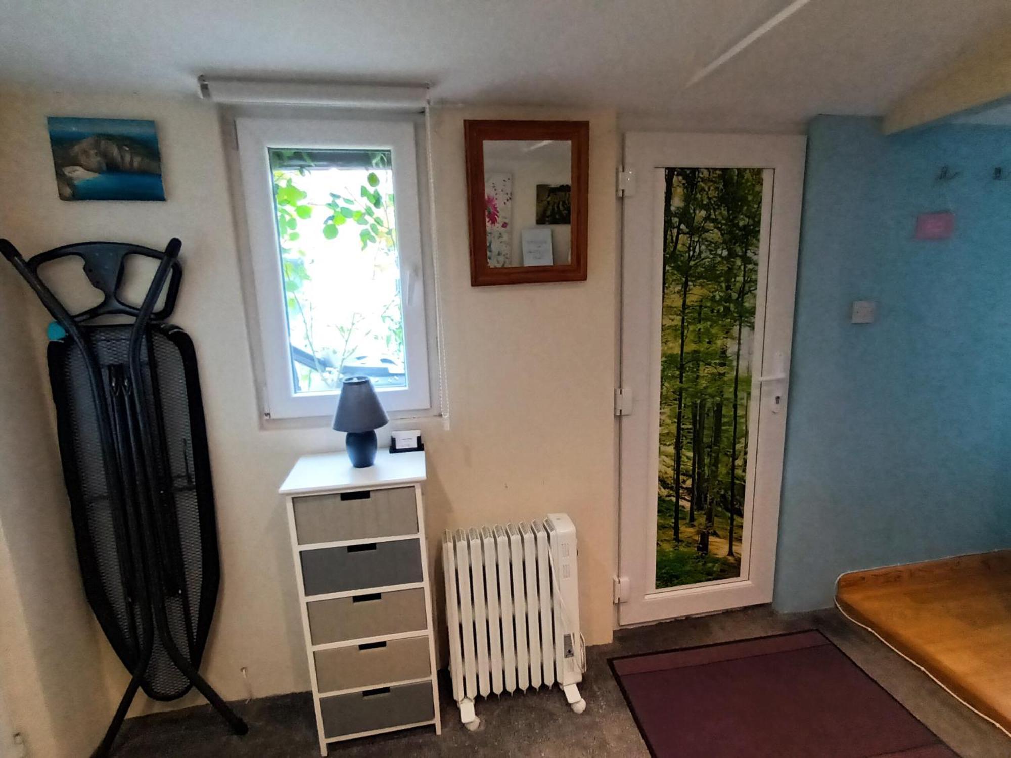 Private Suite In Oxfordshire, A40 Witney Buitenkant foto